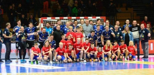 Vom Bergwerk in den Handballtempel: Adventsausflug der Junioren!