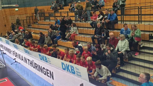 C-Jugend-Einlaufkids beim ThSV gegen Hamburg