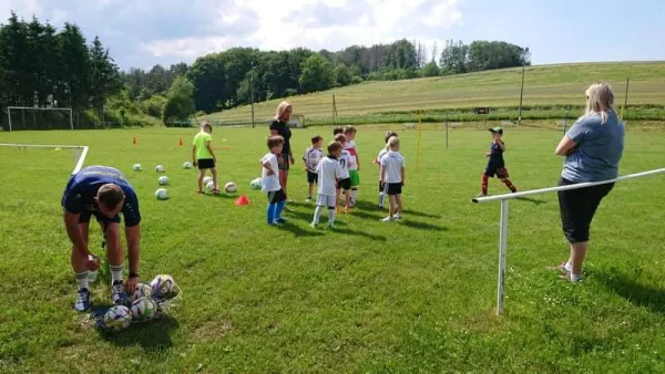 Erstes Training der neuen F-Junioren