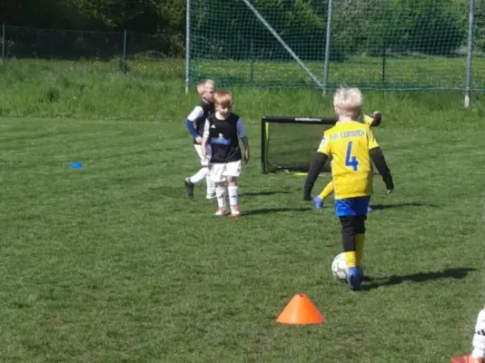 26.04.2025 SV 49 Eckardtshausen vs. Funino-Kinderfestiv.