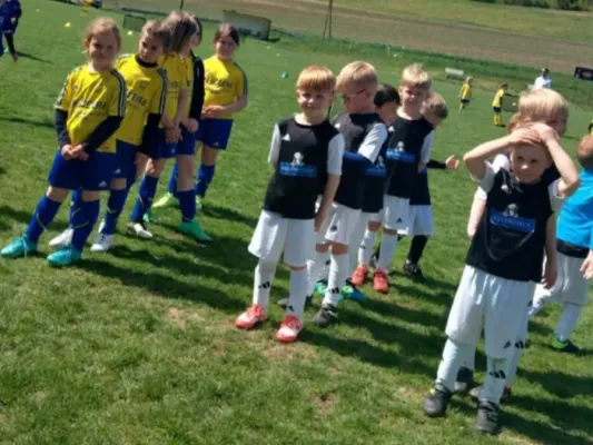 26.04.2025 SV 49 Eckardtshausen vs. Funino-Kinderfestiv.