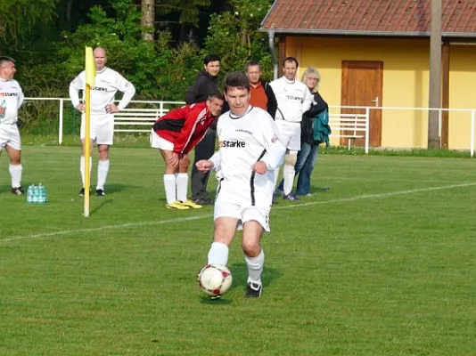 27.05.2016 SV 49 Eckardtshausen AH vs. SV 03 Dorndorf AH