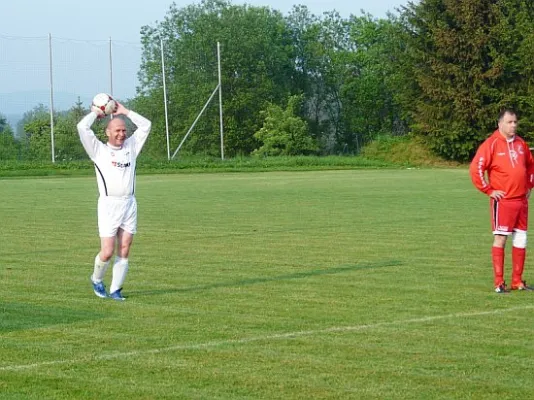 27.05.2016 SV 49 Eckardtshausen AH vs. SV 03 Dorndorf AH