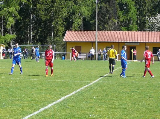 28.04.2012 SV 49 Eckardtshausen vs. SG Pferdsd./Neuenhof