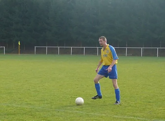 19.11.2011 SV 49 Eckardtshausen vs. SG Nesset. W'lupnitz II
