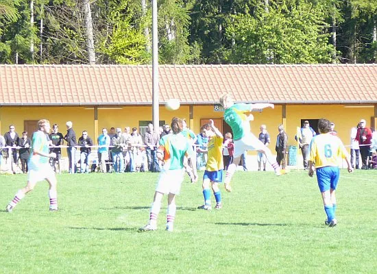 01.05.2011 SV 49 Eckardtshausen vs. SG Pferdsd./Neuenhof