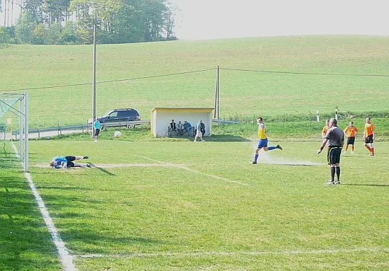 23.04.2011 SV 49 Eckardtshausen vs. SG Suhltal/Eltetal