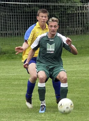 12.06.2010 SV 49 Eckardtshausen vs. SG Nesset. W'lupnitz